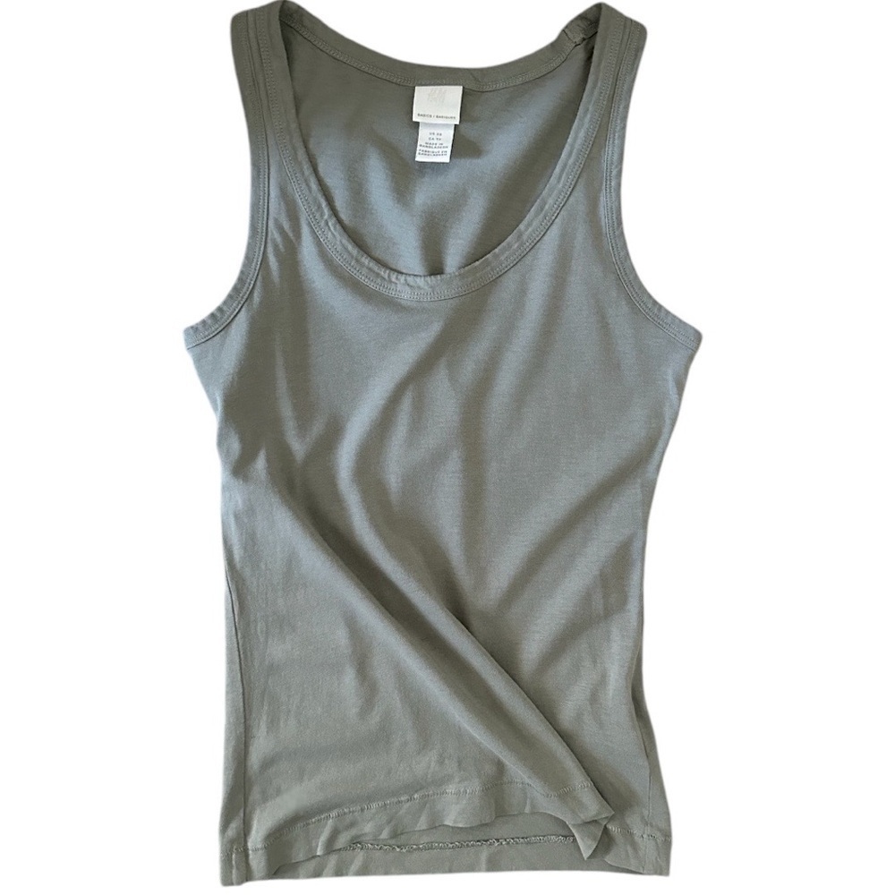 H&M Women's Solid Olive Sleeveless Scoop Neck Tank Top Size XS